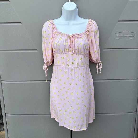 FAITHFULL THE BRAND Thea Barbie pink puff sleeves smocked back Mini Dress sz 8